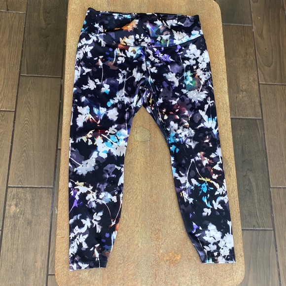 Plussize Nike workout pants - Picture 3 of 5